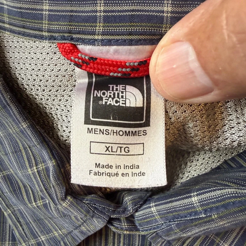 The North Face Mens XL Blue Plaid Short Sleeve‎ Button Down Shirt Modal Blend